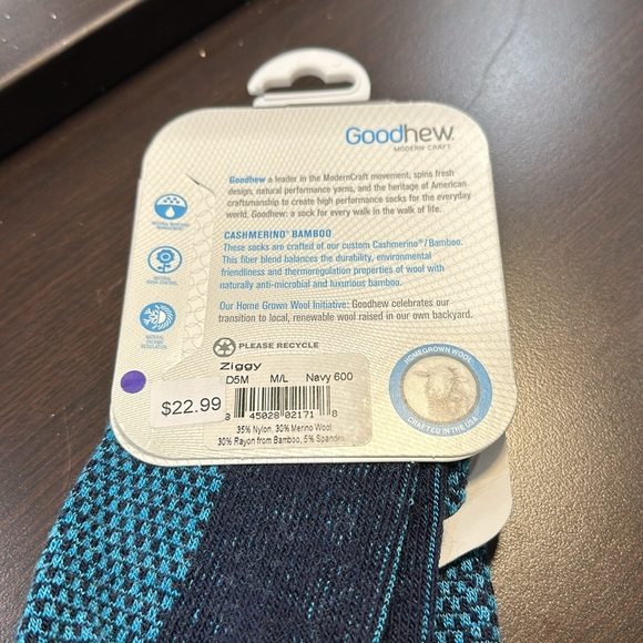 Goodhew men’s Ziggy merino wool socks in navy - Picture 4 of 8